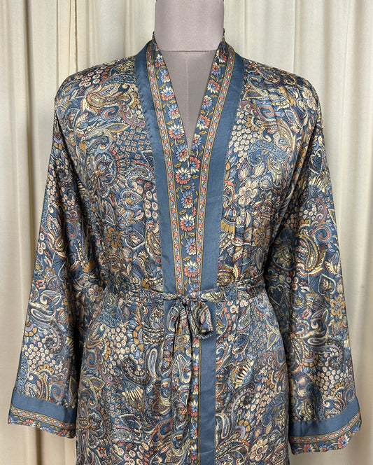 Recycle Silk Sari Women Kimono | Boho Chic Beach Cover Up Vintage Lounge Dressing Robe l Resort Wear Regal Gypsy House Robe, Gray Floral