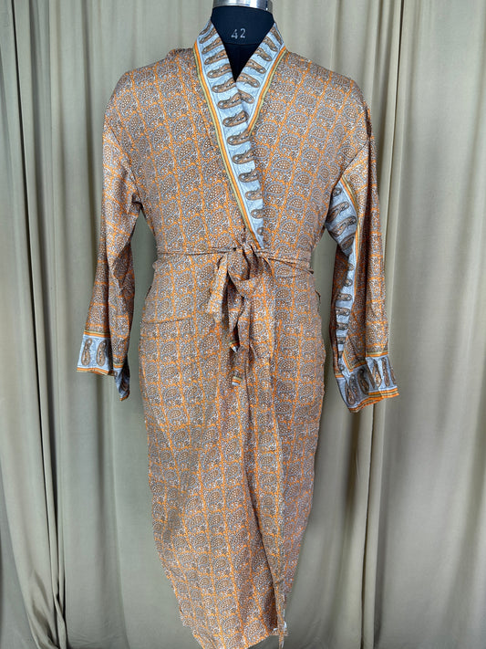 Silky Soft Men’s Kimono Robe, Masculine Elegant Classic Sustainable Vintage House Robe gift, Timeless Comfy Lounge Beach Wear Orange Paisley