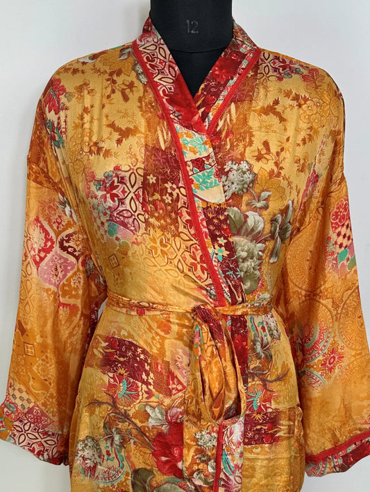 Recycle Silk Sari Women Kimono | Boho Chic Robe House | Beach Cover Up Vintage Bridesmaid Lounge Dressing Gown l Resort Wear Gypsy Nightwear