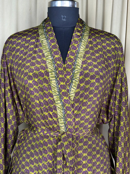 Recycle Silk Sari Women Kimono | Boho Chic Beach Cover Up Vintage Lounge Dressing Robe l Resort Wear Regal Gypsy House Robe | Green Floral
