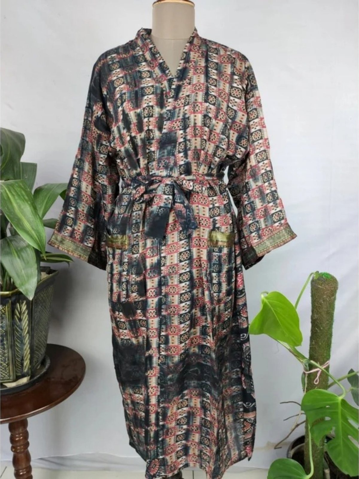 #tag1# - #tag2# - #tag3# - #tag4#