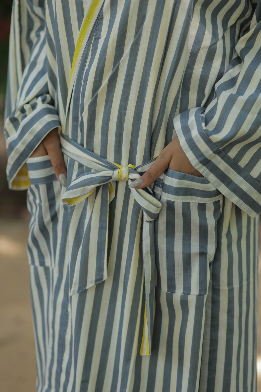 Women's reversible Cotton Kimono Robe in striped with pockets
