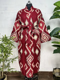 Kimono/Robe unisexe en mélange de laine de yak avec diamants géométriques | Luxueux imprimé floral urbain beige rouge sarcelle | Cadeau de Noël chaleureux et hygge pour elle et lui