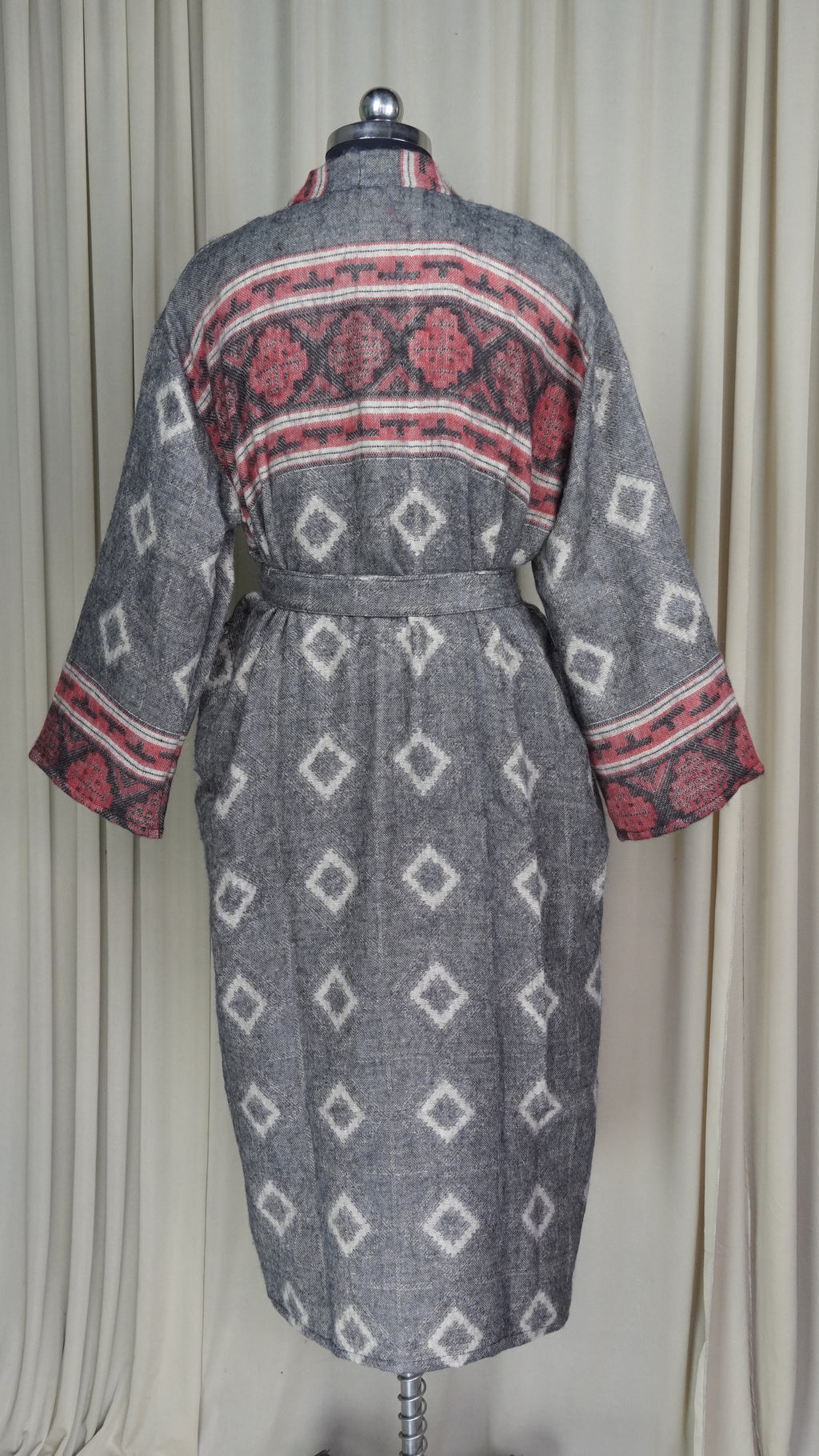 Yak Wool Blend Women Kimono Robe, Cozy Warm Winter Romance Loungewear, Gray Diamond Print Cardigan House Coat with Pockets, Quirky Christmas Gift