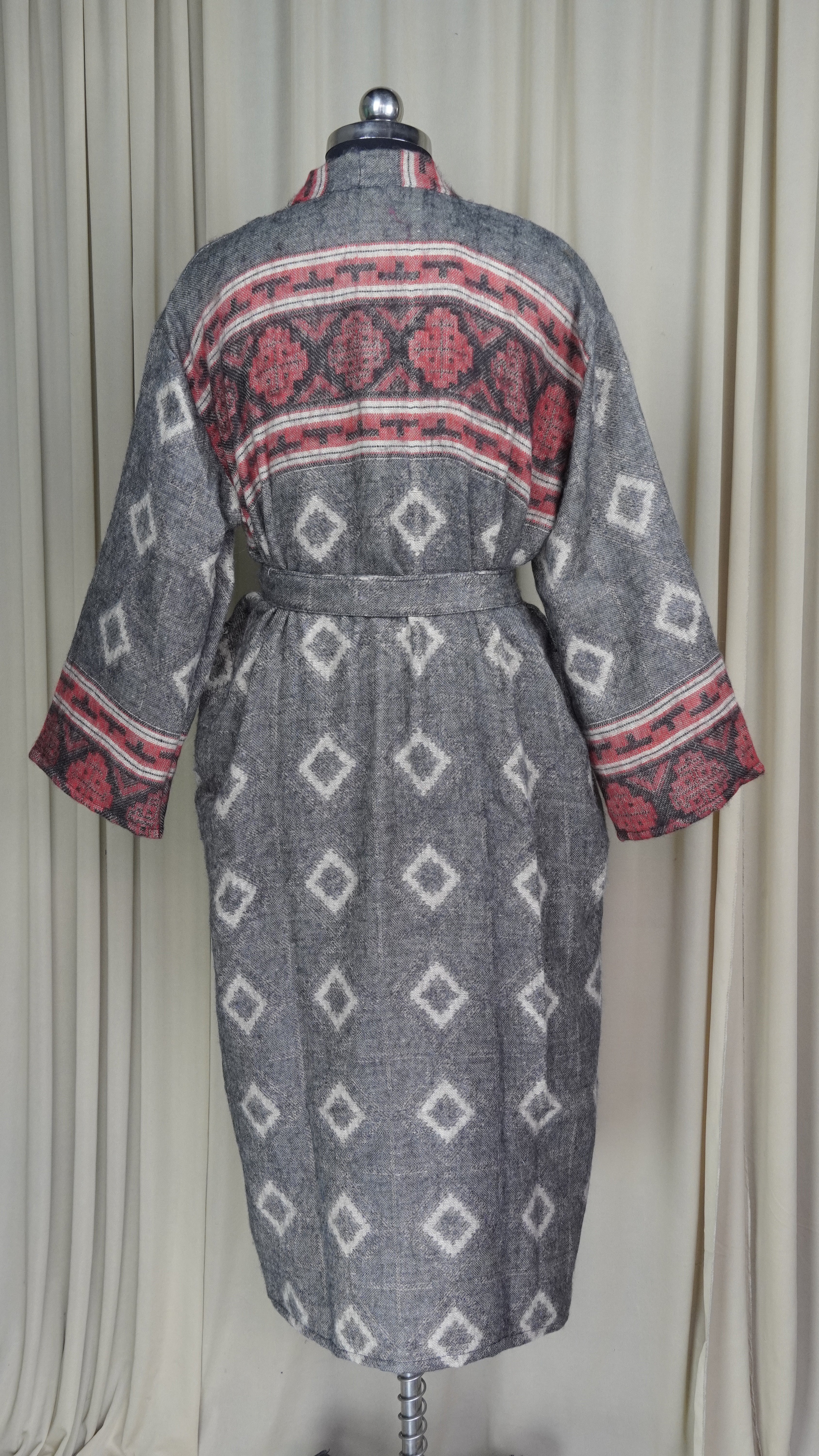 Yak Wool Blend Women Kimono Robe, Cozy Warm Winter Romance Loungewear, Gray Diamond Print Cardigan House Coat with Pockets, Quirky Christmas Gift