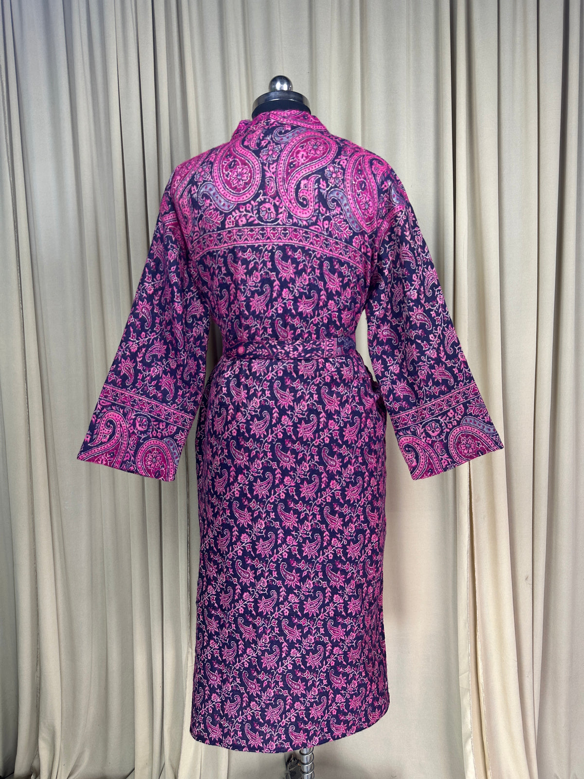 Yak Wool Blend Women Kimono Robe, Cozy Warm Winter Romance Loungewear, Purple Paisley Cardigan House Coat with Pockets Quirky Christmas Gift