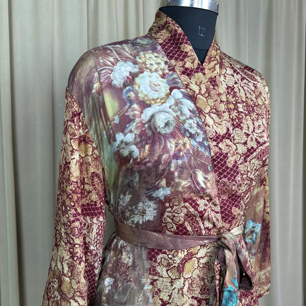 Vintage Silk Kimono Robe in floral