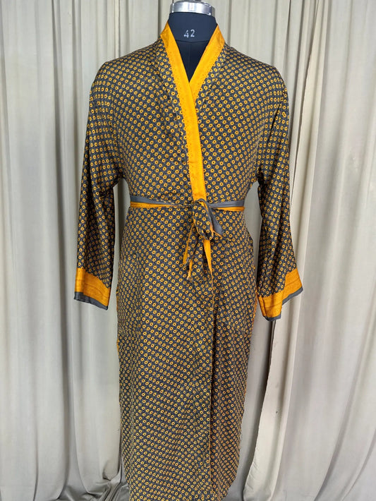 Silky Soft Men’s Kimono Robe | Masculine Elegant Classic Sustainable Vintage House Robe gift | Timeless Comfy Lounge Beach Wear Gray Floral