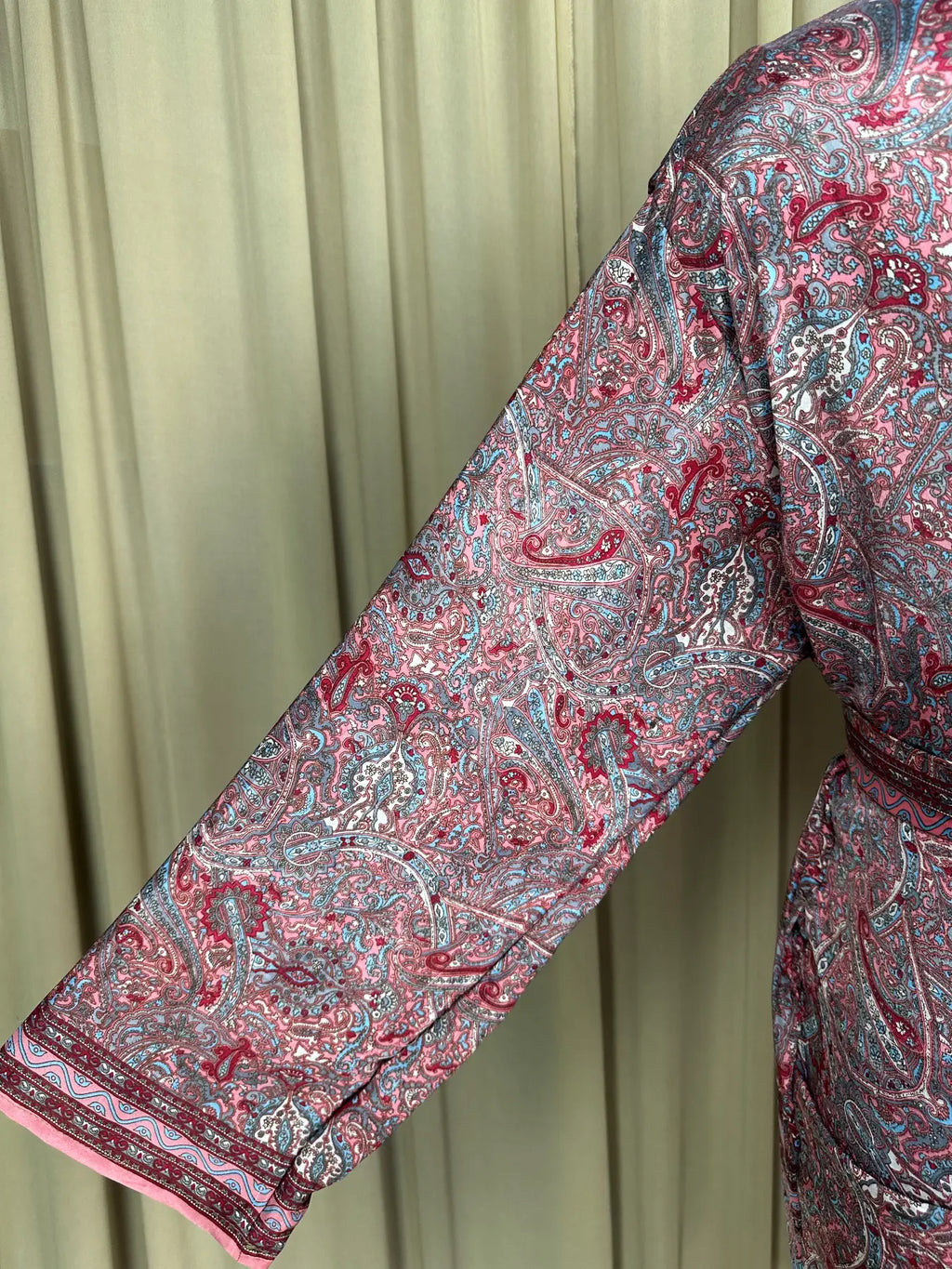 Men's Silky Kimono Robe in pink paisley