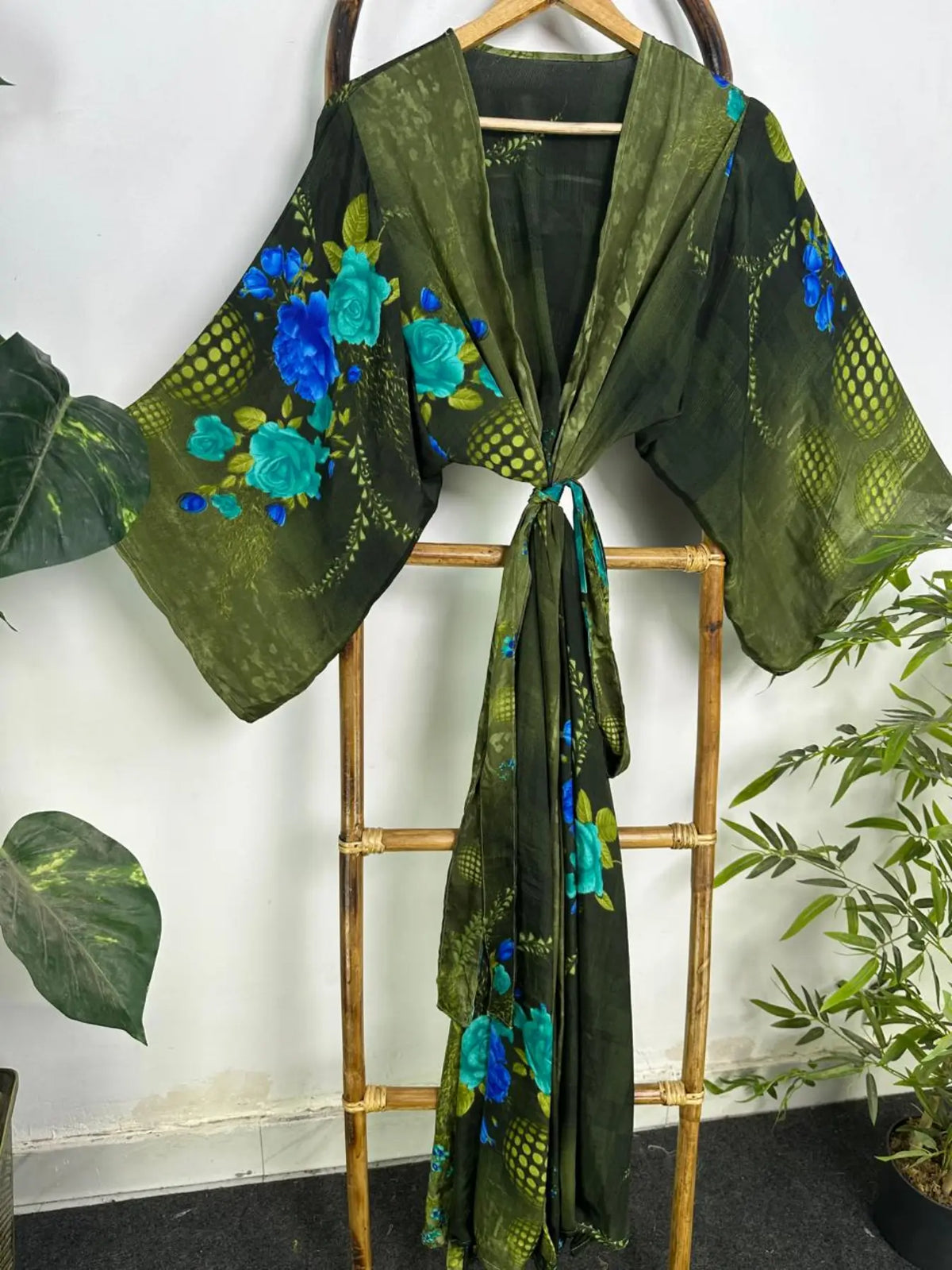 Upcycle Boho Silky Long Women kimono, Boho Chic Robe House Beach Cover Up Vintage Bridesmaid Lounge Dressing Gown Resort Wear Gypsy Nightwear