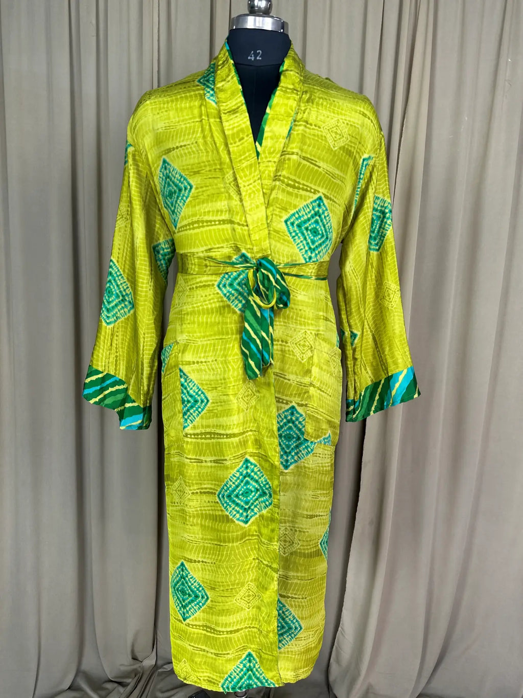 Silky Soft Menâ€™s Kimono Robe Masculine Elegant Classic Sustainable Vintage House Robe gift, Timeless Comfy Lounge Beach Wear Green Geometric