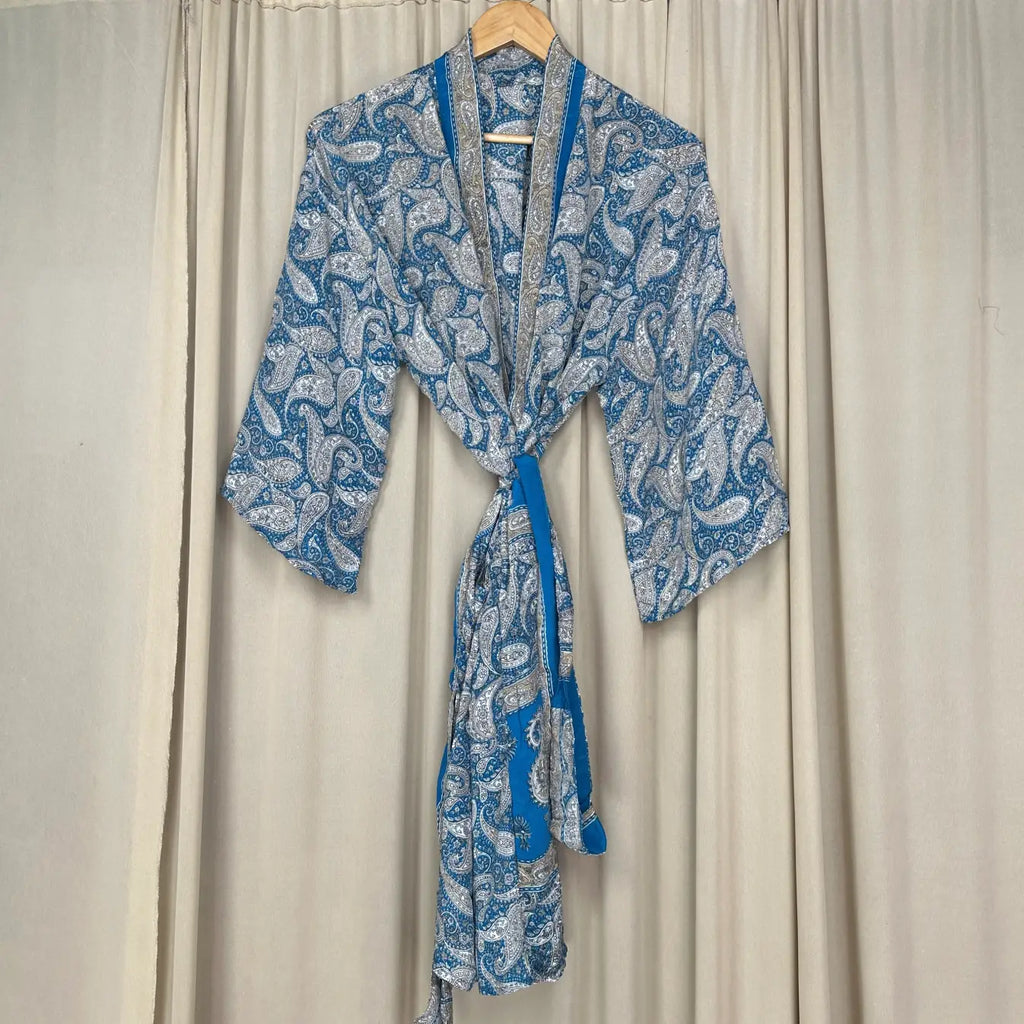 Vintage Silk Sari Boho Kimono, Luxury Loungewear House Robe Flowy Gown, Regal Paisley Romance Duster Beach CoverUp, Bridesmaid Dressing Gown