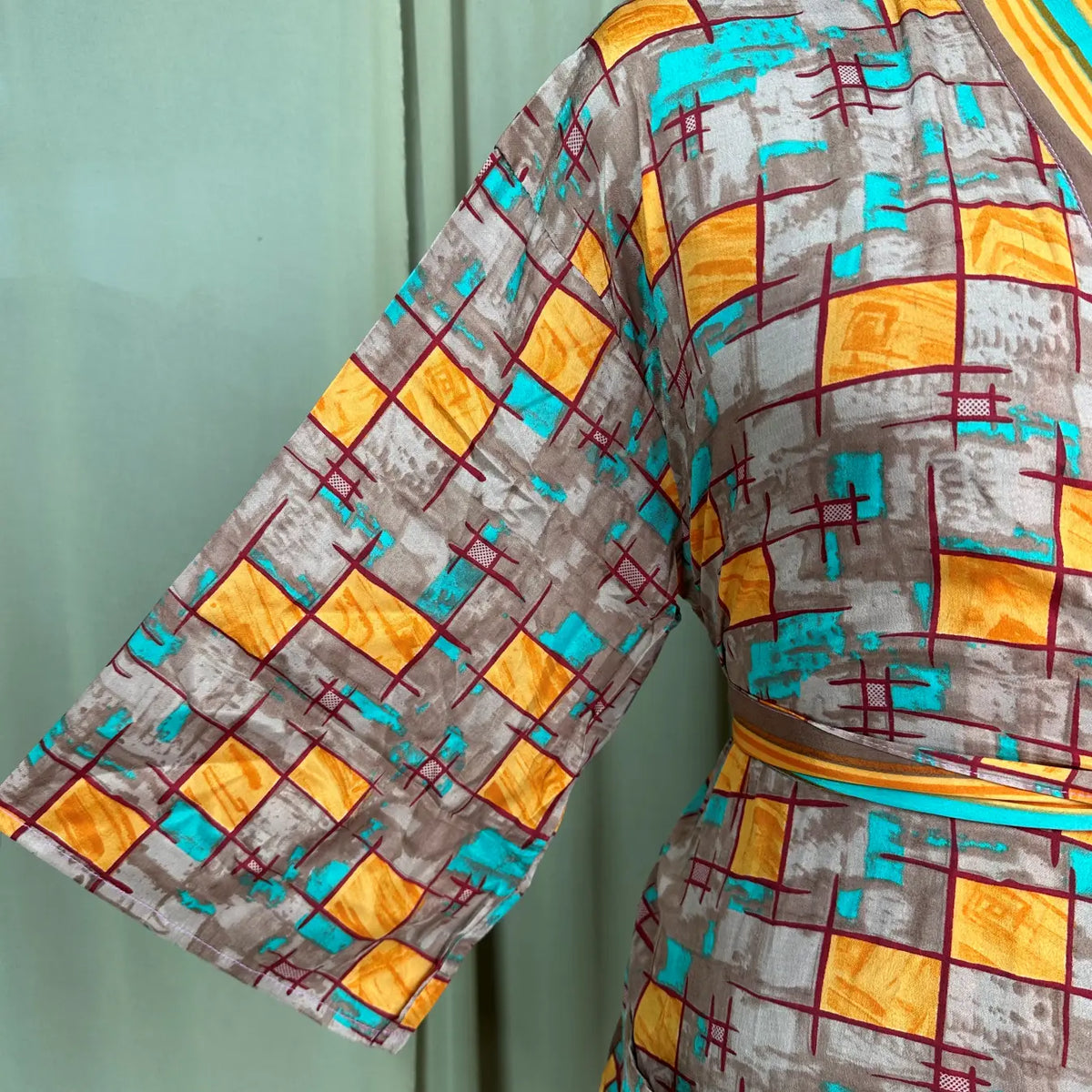Vintage Silk Sari Boho Kimono, Luxury Loungewear House Robe Flowy Gown Regal Geometric Romance Duster Beach CoverUp Bridesmaid Dressing Gown