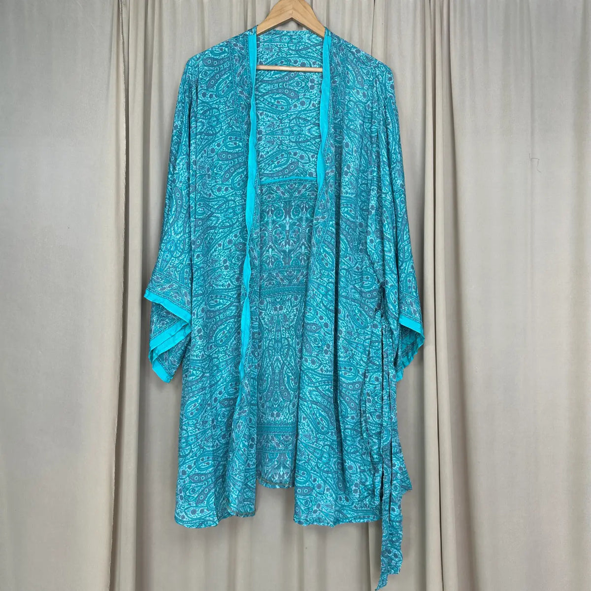 Vintage Silk Sari Boho Kimono | Luxury Loungewear House Robe Flowy Gown Regal Paisley Romance Duster Beach CoverUp, Bridesmaid Dressing Gown