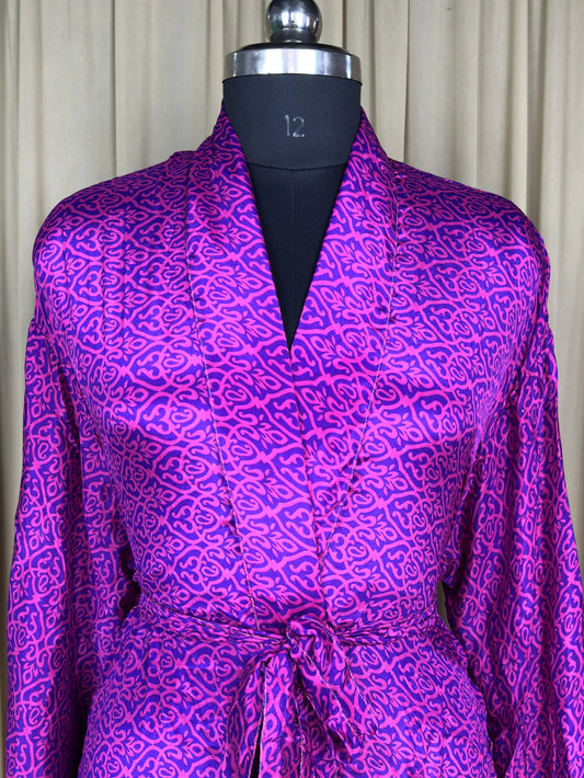 Silky Soft Men’s Kimono Robe, Masculine Elegant Classic Sustainable Vintage House Robe gift, Timeless Comfy Lounge Beach Wear Purple Paisley