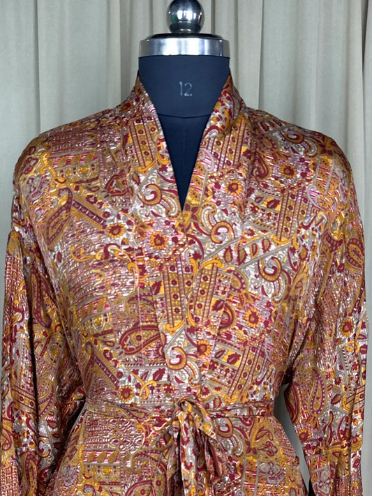 Silky Soft Men’s Kimono Robe, Masculine Elegant Classic Sustainable Vintage House Robe gift | Timeless Comfy Lounge Beach Wear | Red Paisley