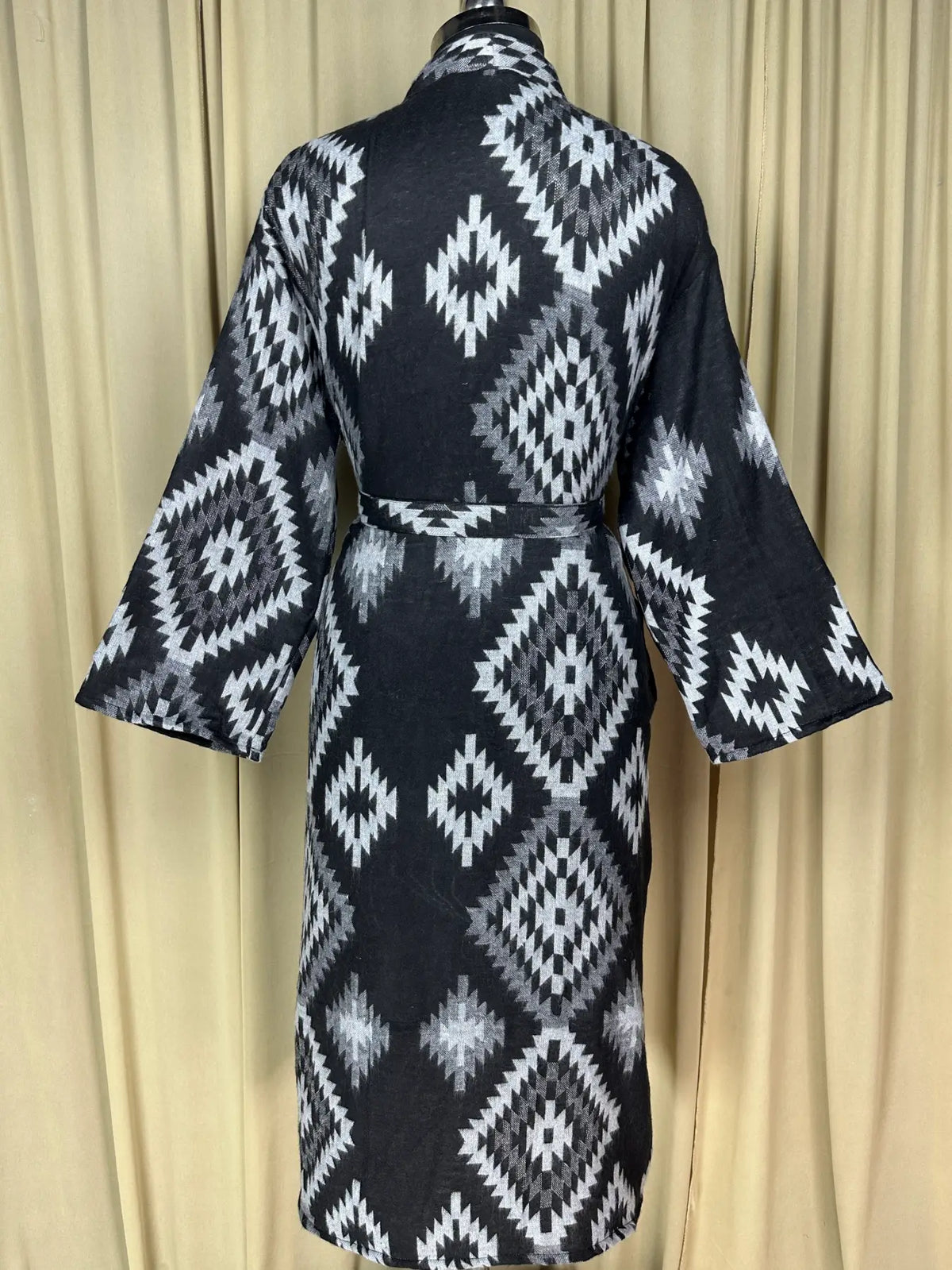 Yak Wool Blend Women Kimono Robe, Cozy Winter Romance Loungewear, Black Diamond Print Cardigan House Coat with Pockets Quirky Christmas Gift