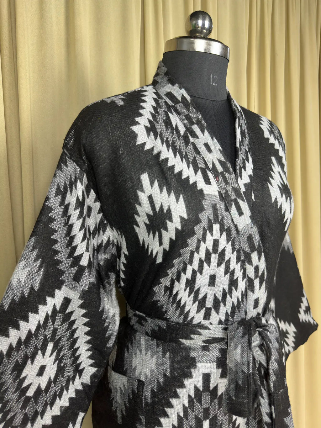 Yak Wool Blend Women Kimono Robe, Cozy Winter Romance Loungewear, Black Diamond Print Cardigan House Coat with Pockets Quirky Christmas Gift