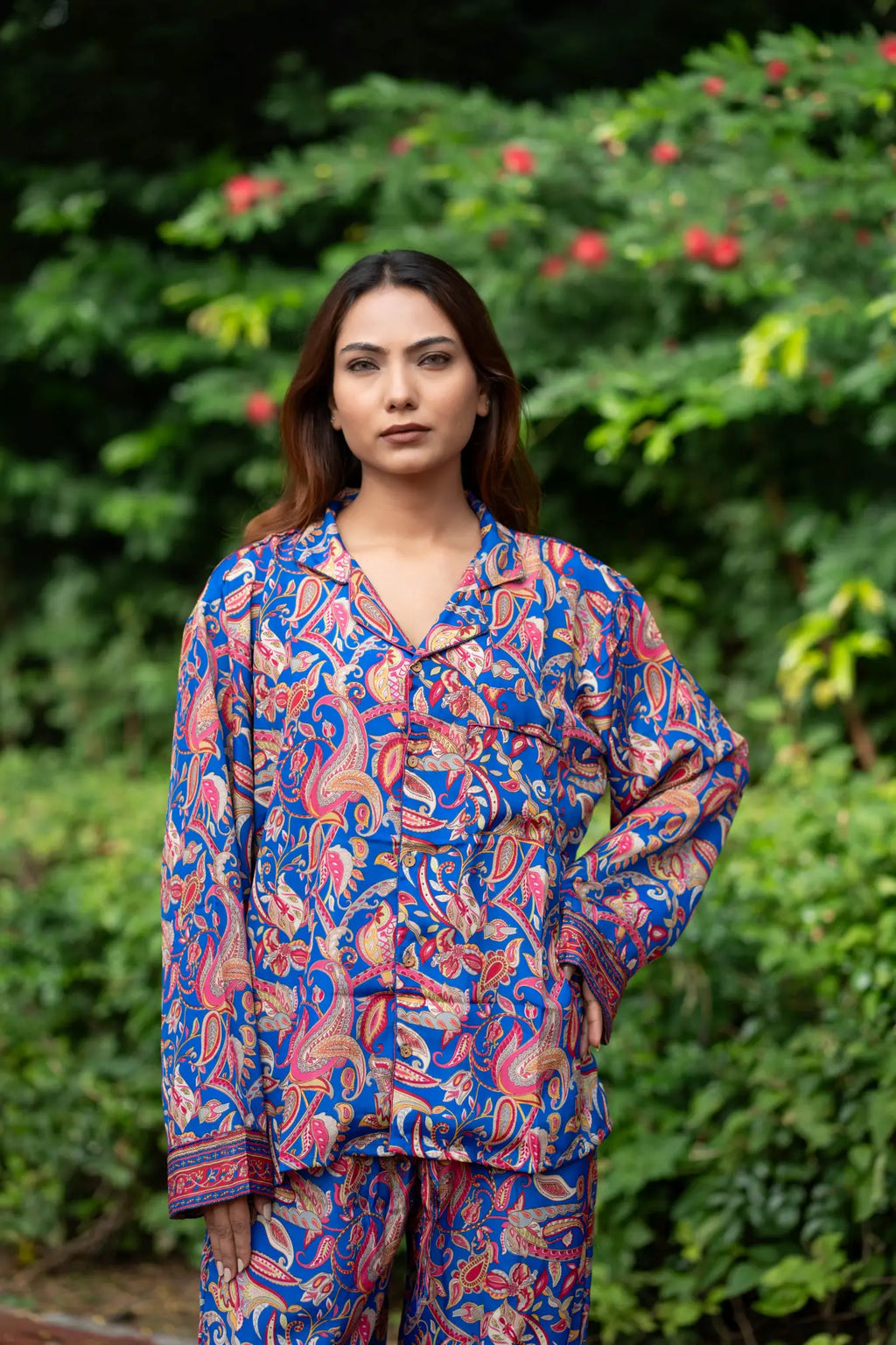 Women's Silk Blend Pajama Set in paisley with pockets