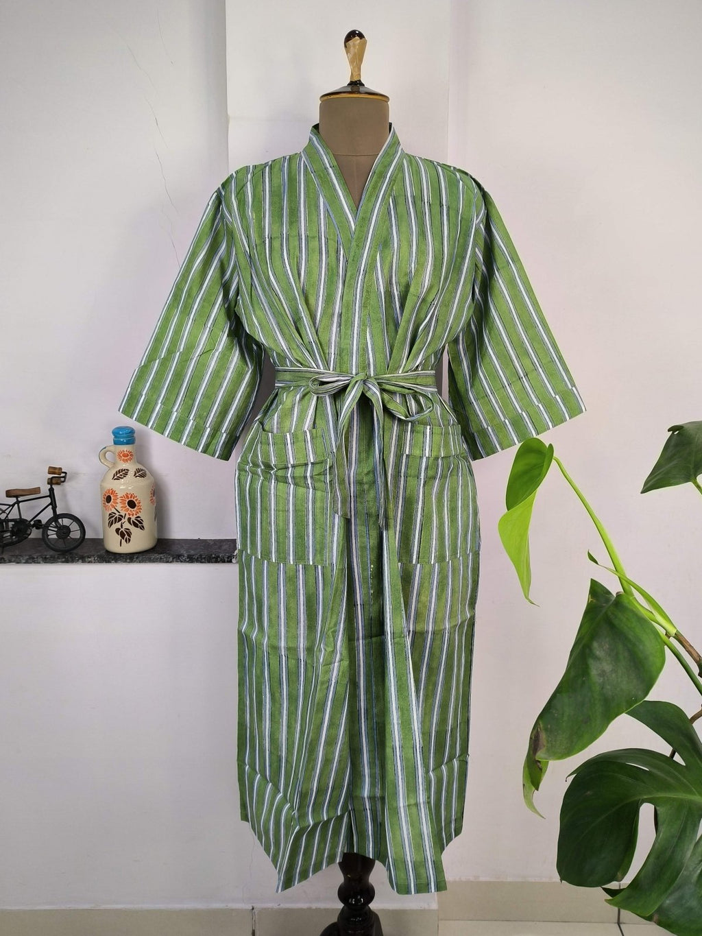 block-printed Cotton Kimono Robe in floral