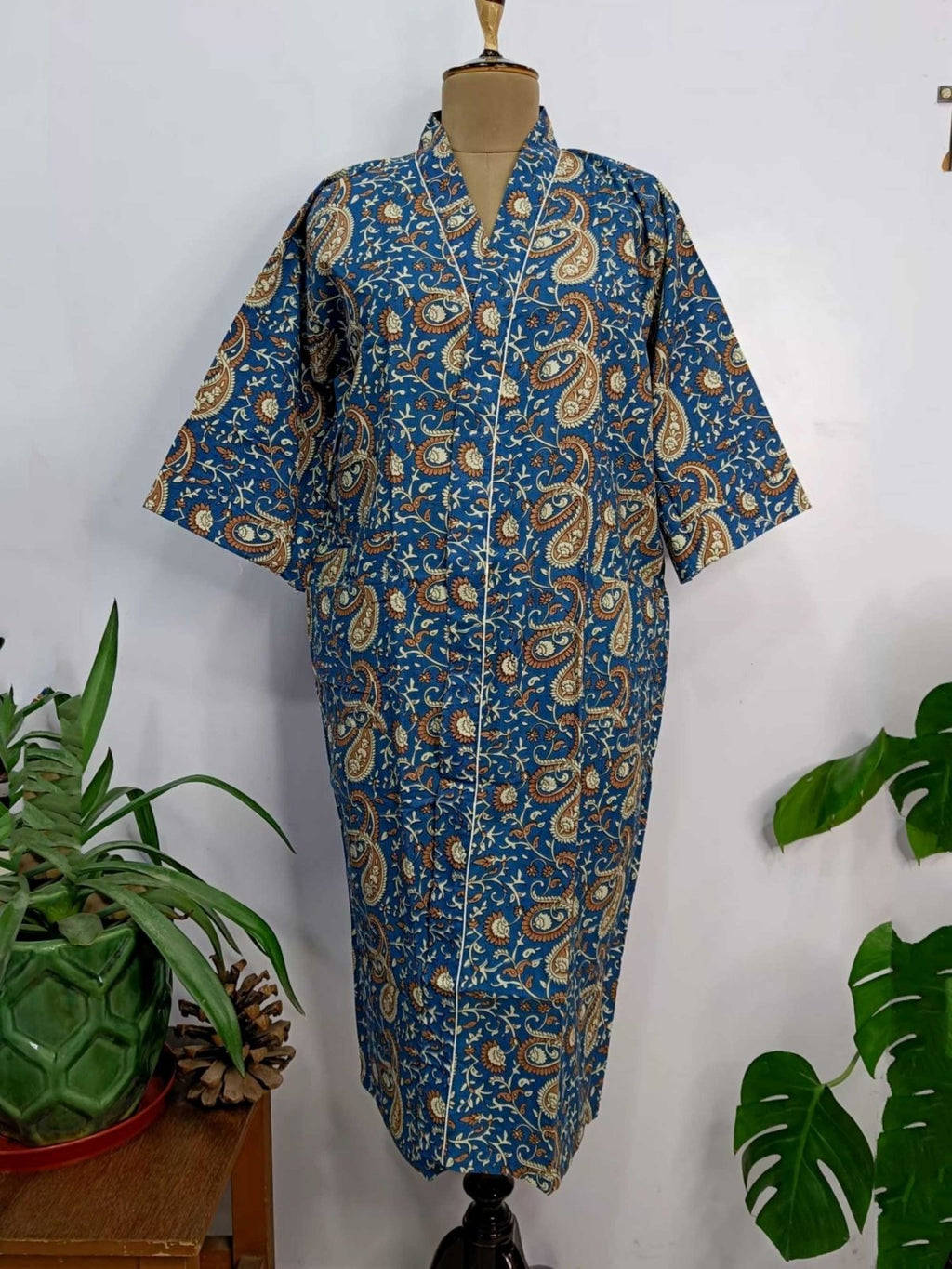 block-printed Cotton Kimono Robe in blue paisley