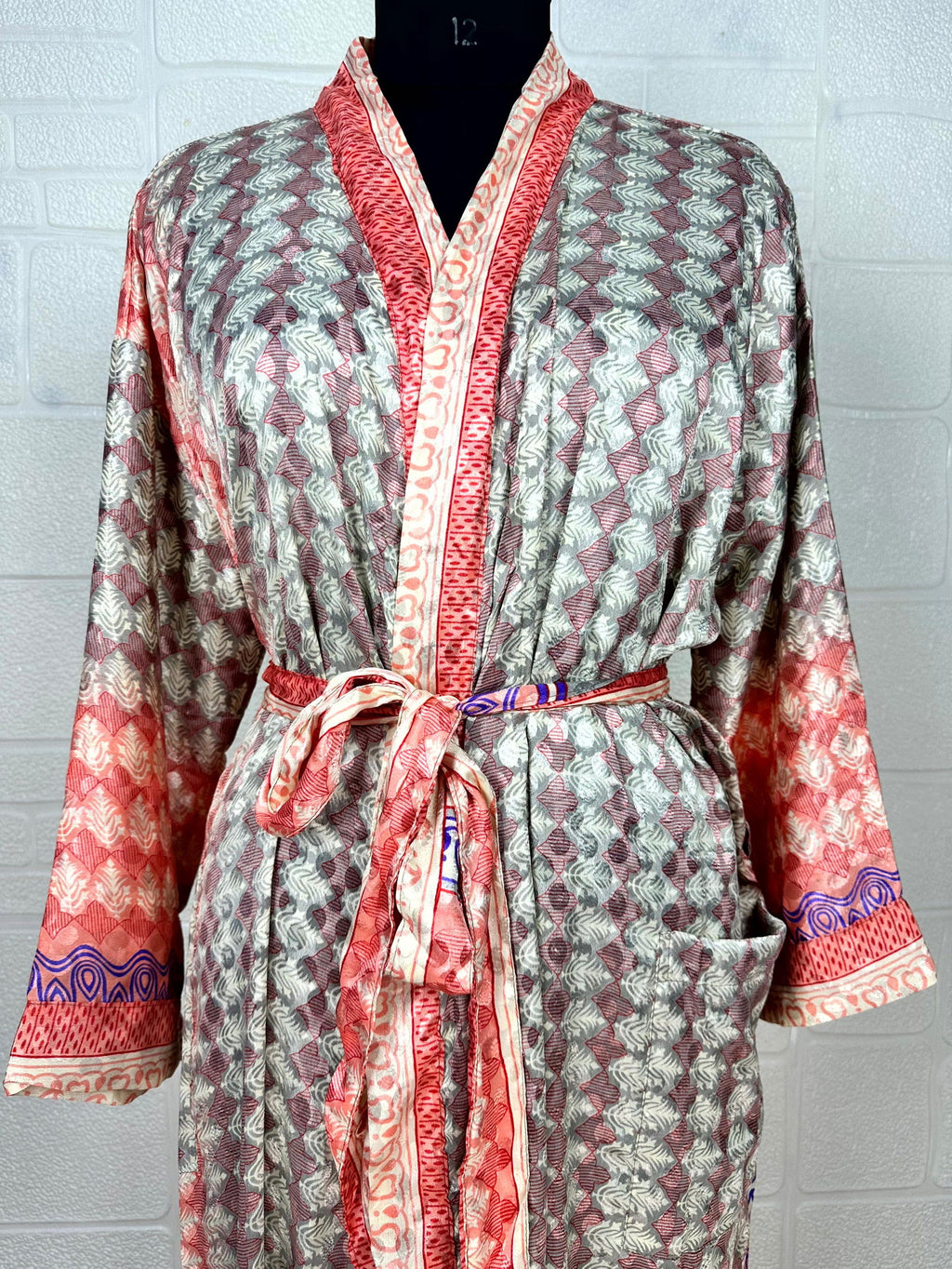 Women's Recycled Silk Kimono Robe in grey red leaf